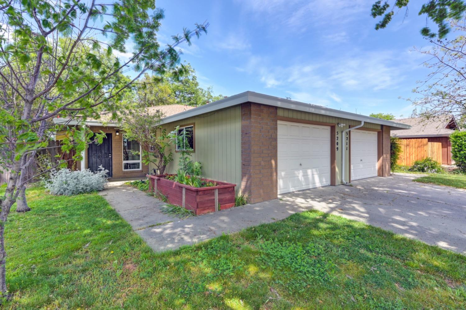 Detail Gallery Image 2 of 86 For 5209 Glide Dr, Davis,  CA 95618 - – Beds | – Baths
