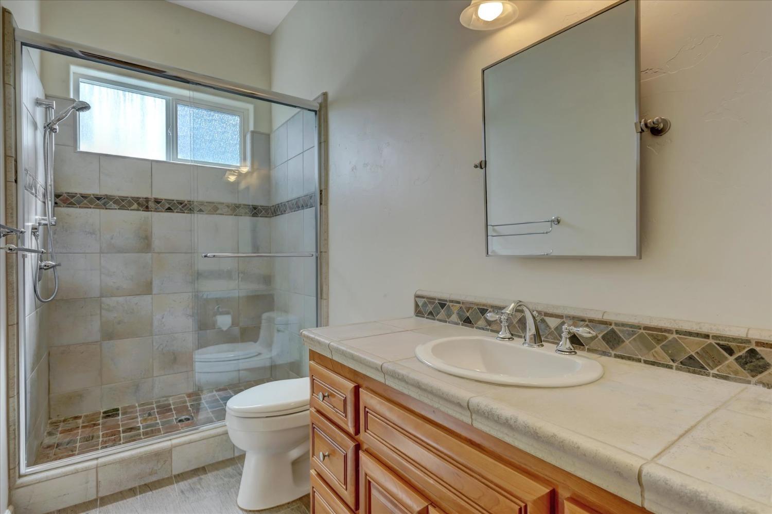 Detail Gallery Image 39 of 74 For 17582 Chaparral Dr, Penn Valley,  CA 95946 - 5 Beds | 4 Baths