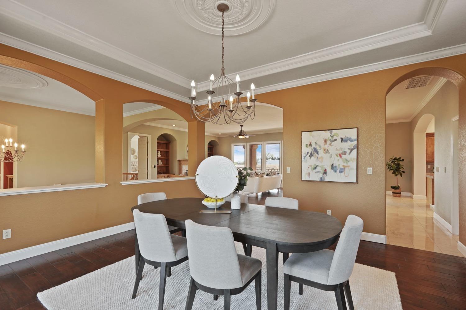 Detail Gallery Image 18 of 95 For 5474 Saint Andrews Dr, Stockton,  CA 95219 - 4 Beds | 3/1 Baths