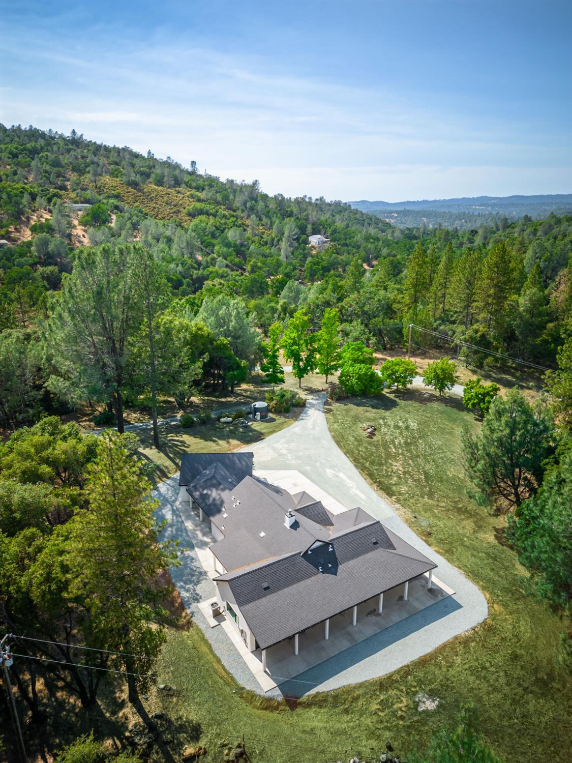 Detail Gallery Image 4 of 93 For 3000 Springhill Rd, Somerset,  CA 95684 - 3 Beds | 2/1 Baths