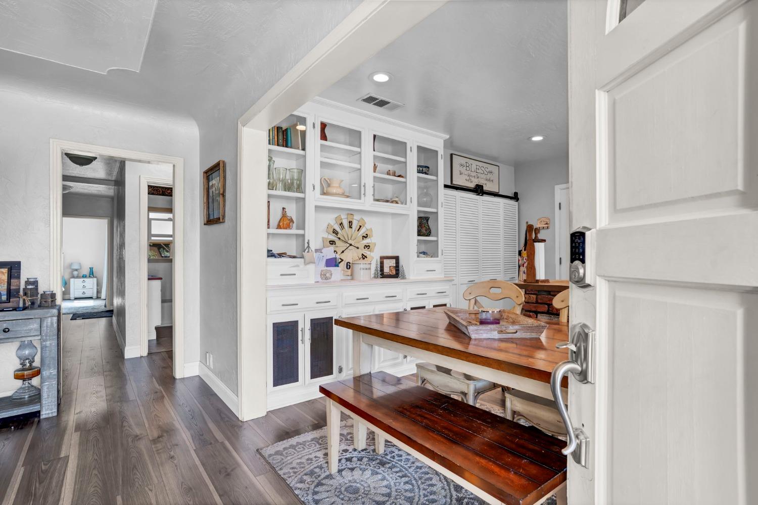Detail Gallery Image 18 of 48 For 2112 6th St, Hughson,  CA 95326 - 3 Beds | 2 Baths