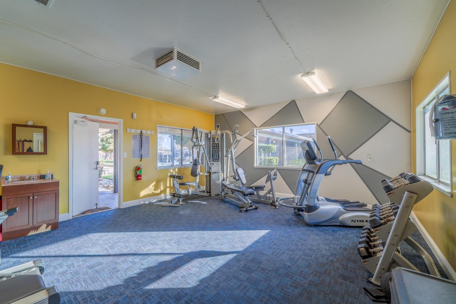 Detail Gallery Image 42 of 47 For 132 Sloop, Modesto,  CA 95356 - 2 Beds | 2 Baths