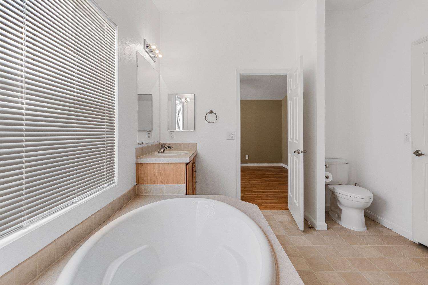 Detail Gallery Image 33 of 38 For 5100 N Highway 99 202, Stockton,  CA 95212 - 3 Beds | 2 Baths