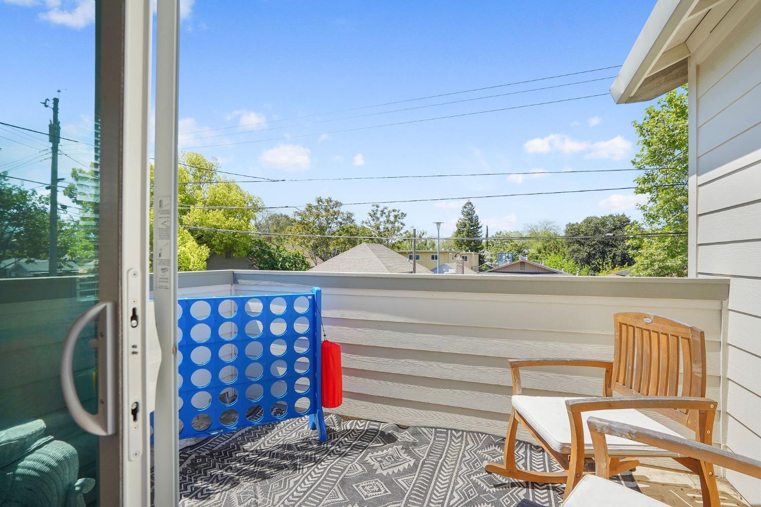 Detail Gallery Image 19 of 34 For 2741 Santa Clara Way, Sacramento,  CA 95817 - 4 Beds | 2/1 Baths