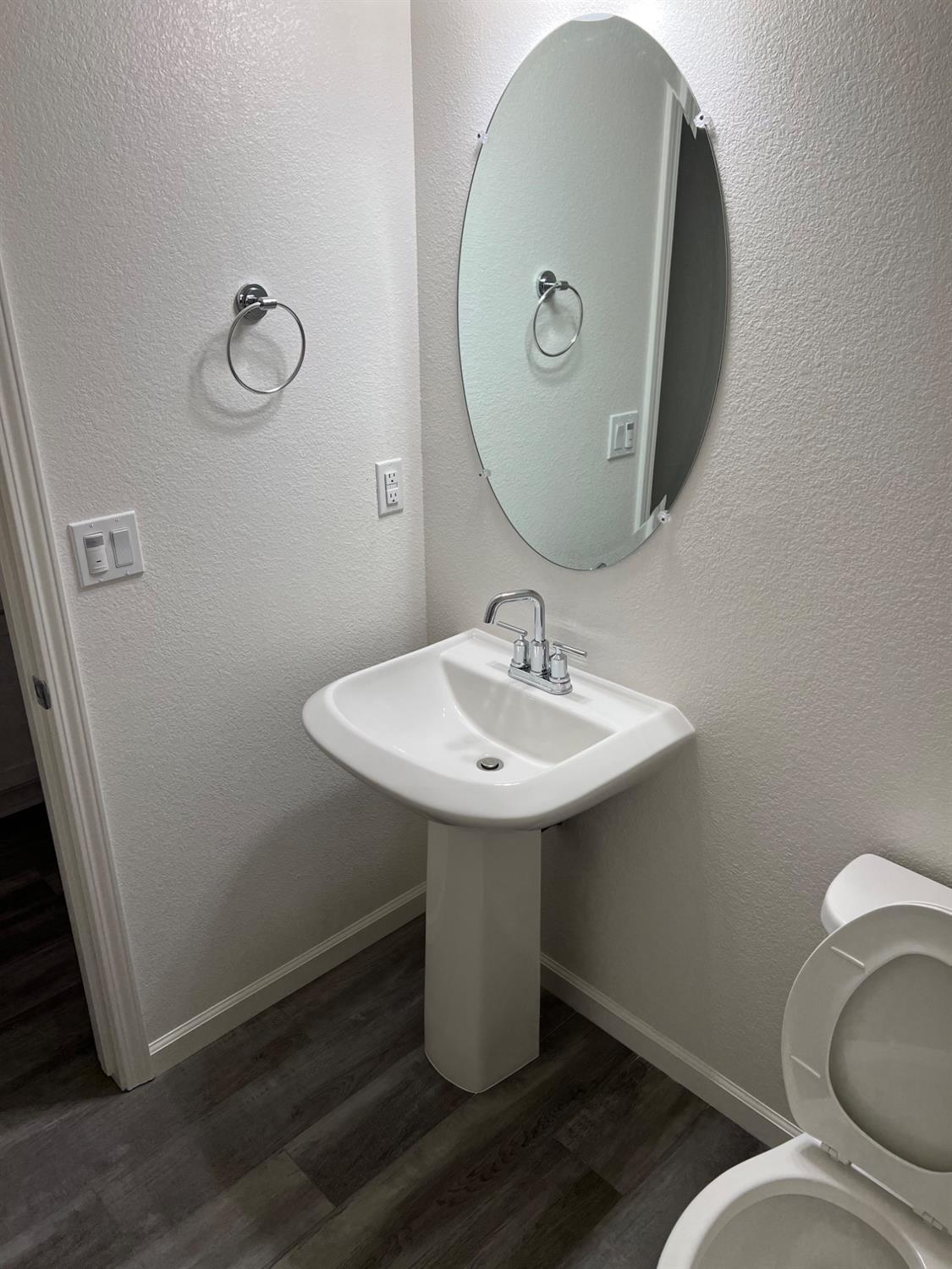 Detail Gallery Image 20 of 51 For 4375 Garonne Walk, Sacramento,  CA 95834 - 4 Beds | 3/1 Baths