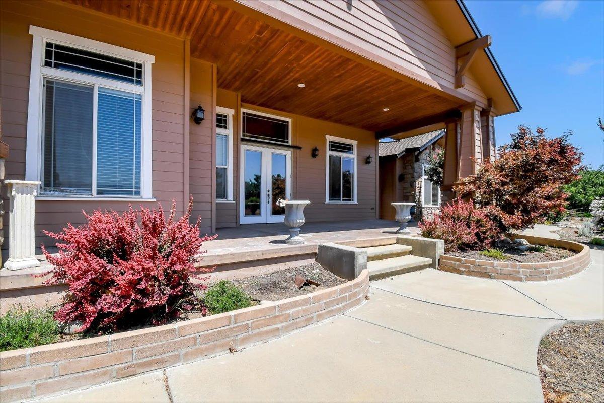 Detail Gallery Image 6 of 94 For 5421 Walnut Dr, Williams,  CA 95987 - 4 Beds | 3/1 Baths