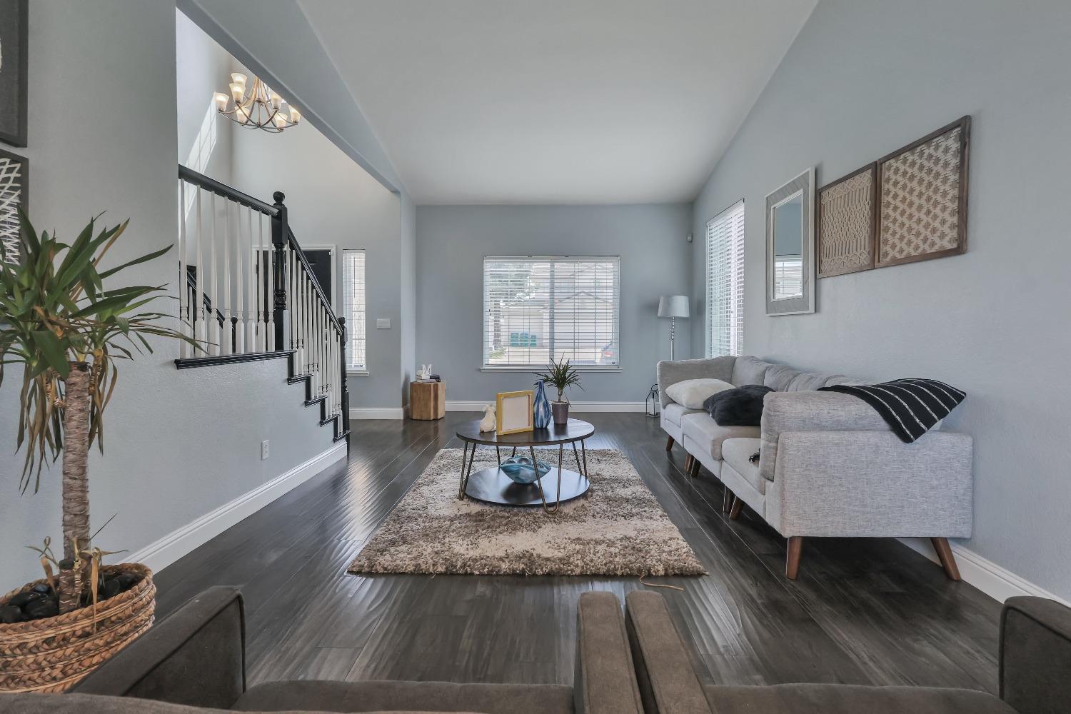 Detail Gallery Image 15 of 71 For 3827 Vecchio Ln, Stockton,  CA 95212 - 3 Beds | 2/1 Baths