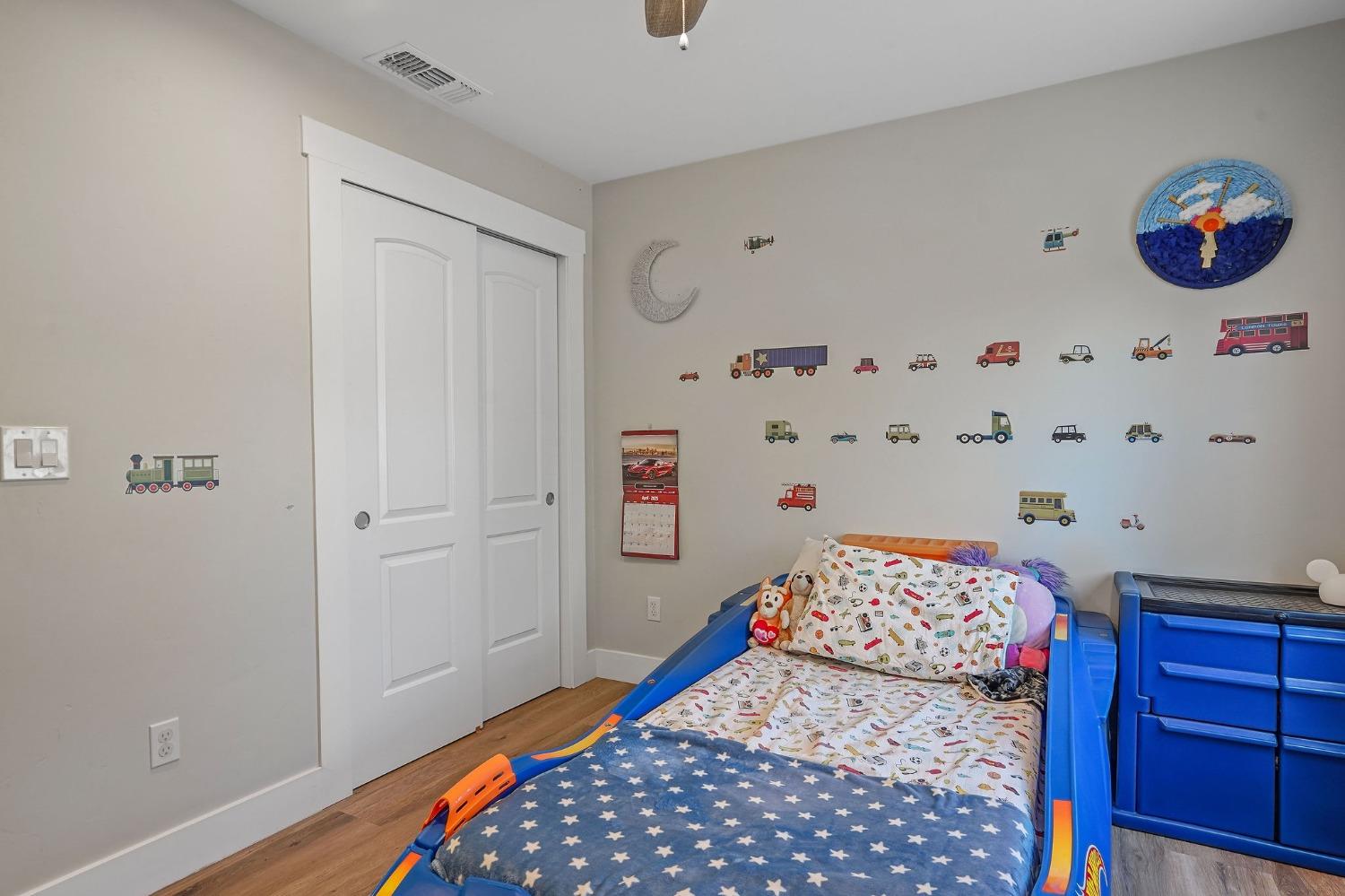 Detail Gallery Image 26 of 34 For 2741 Santa Clara Way, Sacramento,  CA 95817 - 4 Beds | 2/1 Baths