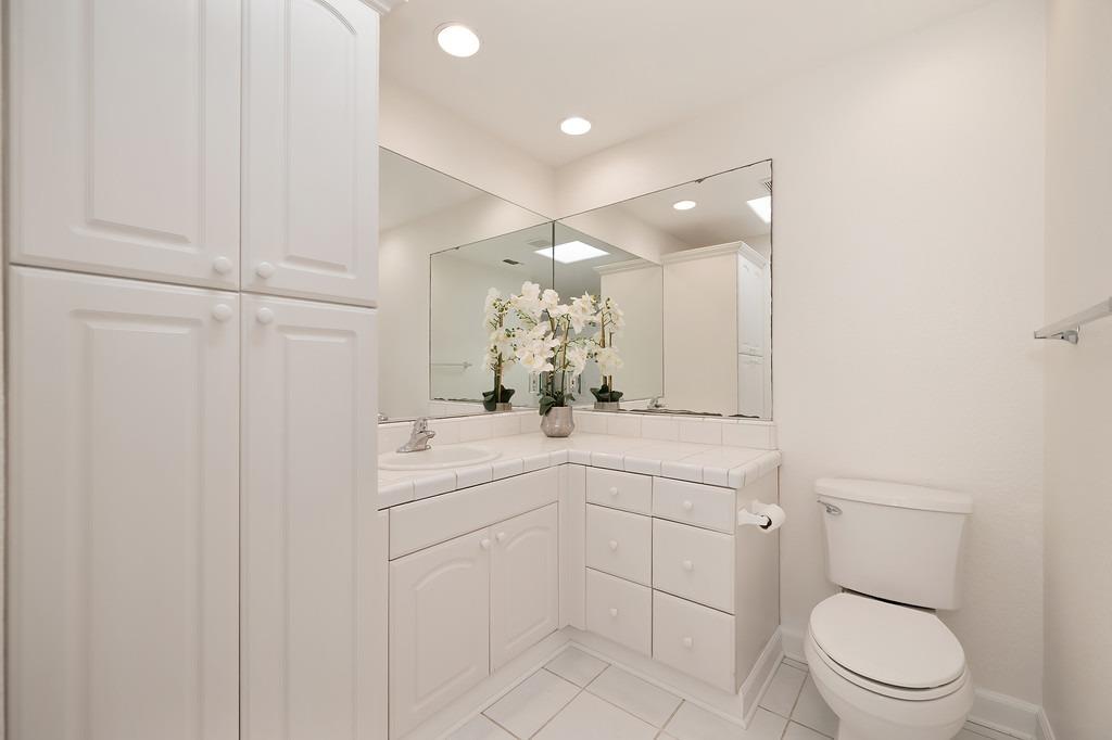 Photo #25: 225048218 Listing: Photo #25