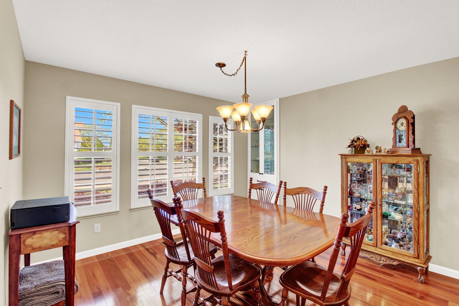 Detail Gallery Image 31 of 73 For 2660 Emerald Way, Turlock,  CA 95382 - 4 Beds | 3 Baths