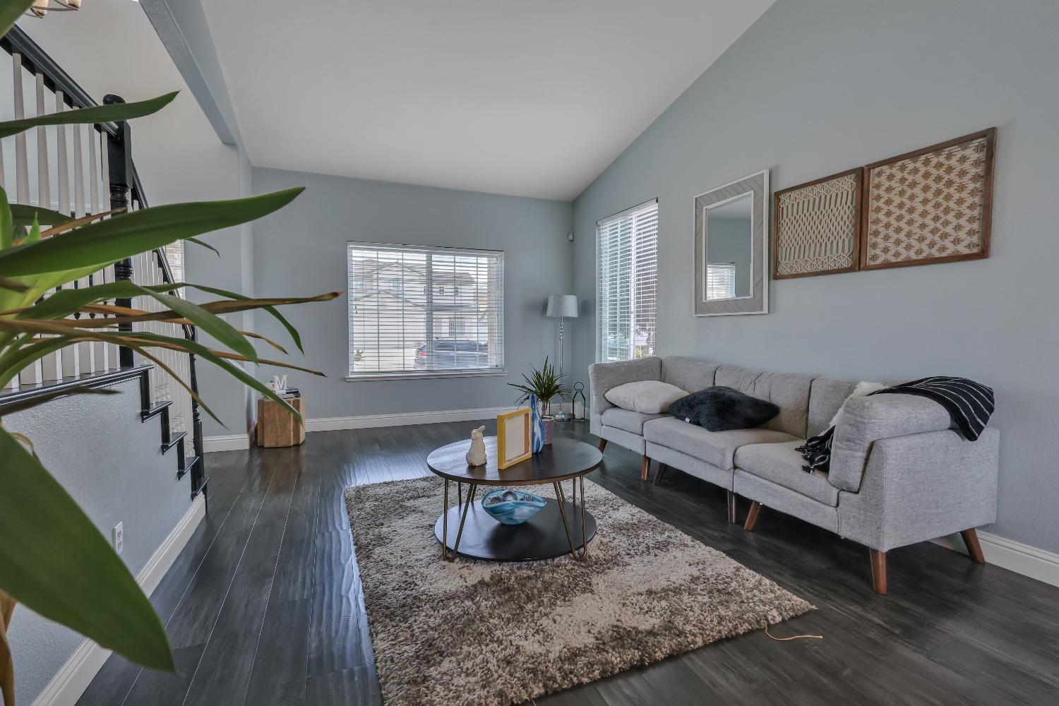 Detail Gallery Image 10 of 71 For 3827 Vecchio Ln, Stockton,  CA 95212 - 3 Beds | 2/1 Baths