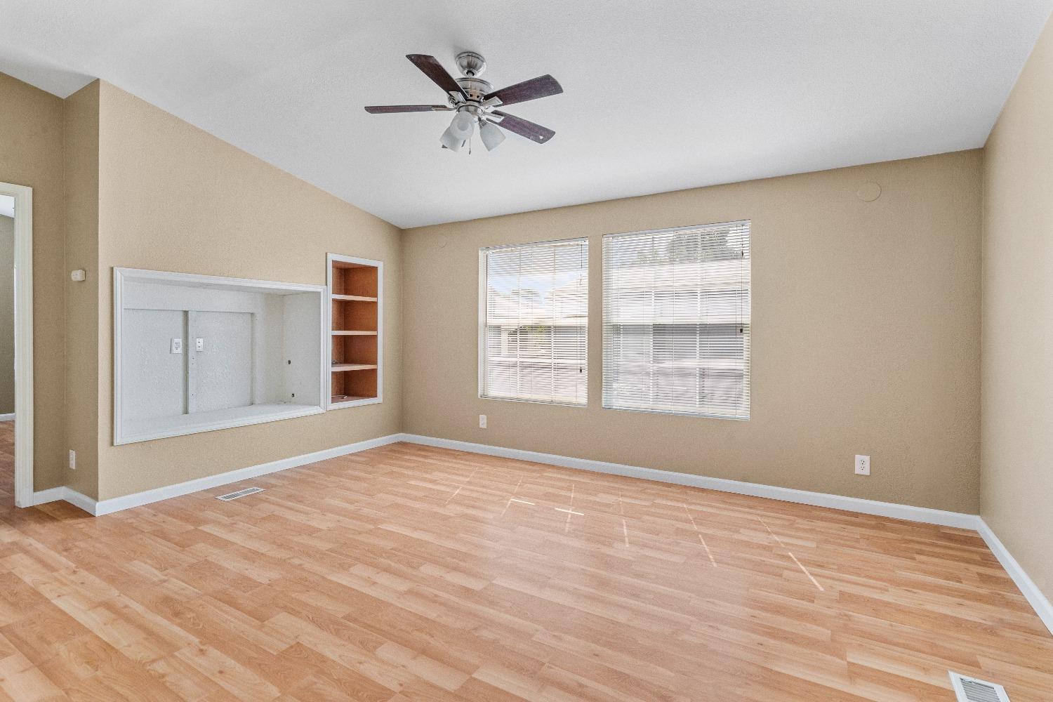 Detail Gallery Image 21 of 38 For 5100 N Highway 99 202, Stockton,  CA 95212 - 3 Beds | 2 Baths