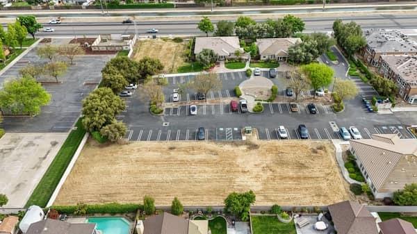 Detail Gallery Image 2 of 7 For 2511 E Hatch Rd, Modesto,  CA 95351 - – Beds | – Baths