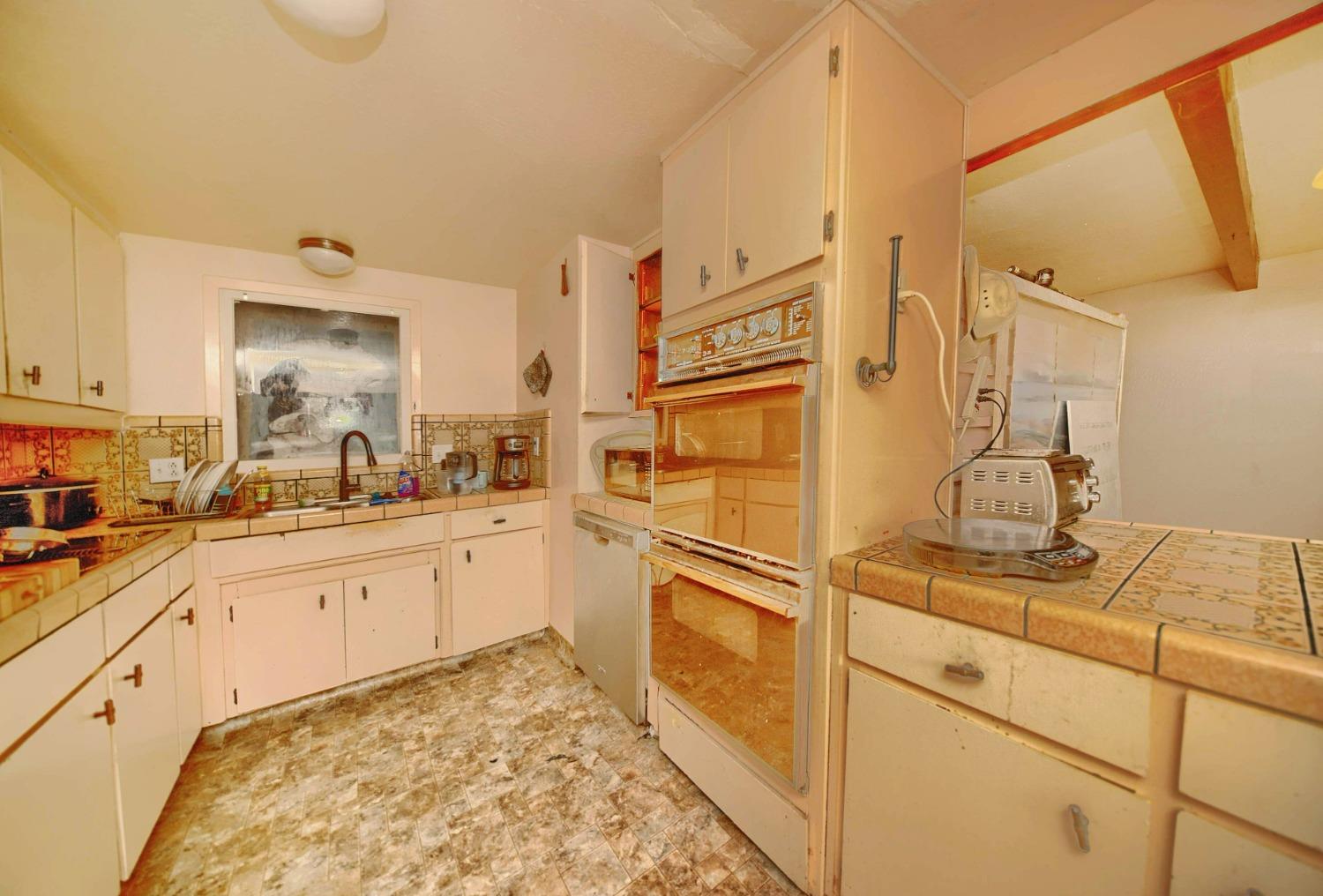 Detail Gallery Image 19 of 90 For 2244 Scenic Dr, Modesto,  CA 95355 - 4 Beds | 3/1 Baths