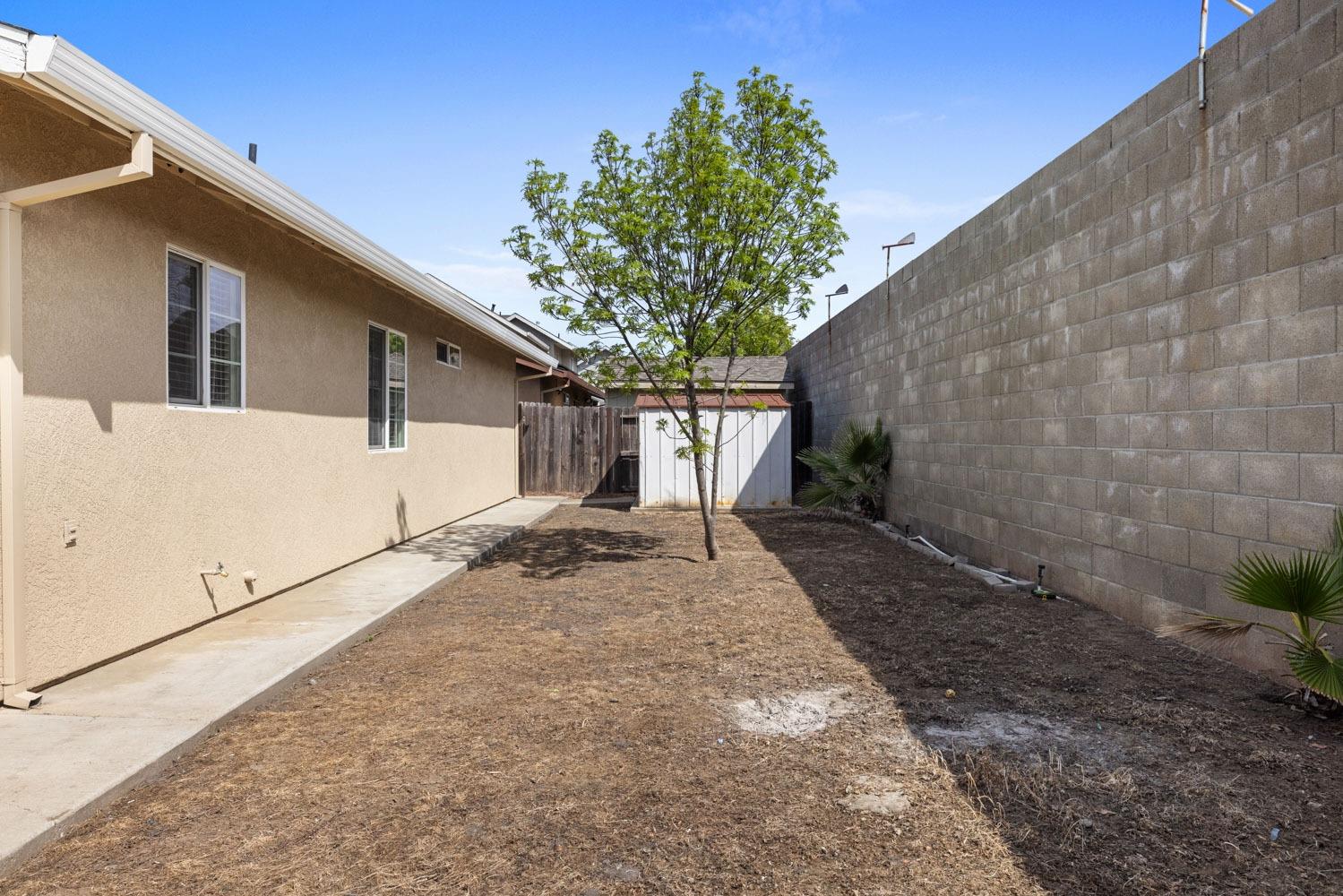 Detail Gallery Image 20 of 20 For 3956 Amelia Dr, Stockton,  CA 95204 - 3 Beds | 2 Baths