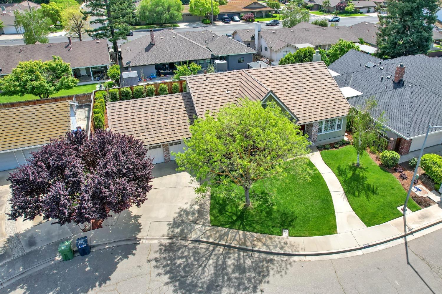 Detail Gallery Image 6 of 73 For 2660 Emerald Way, Turlock,  CA 95382 - 4 Beds | 3 Baths