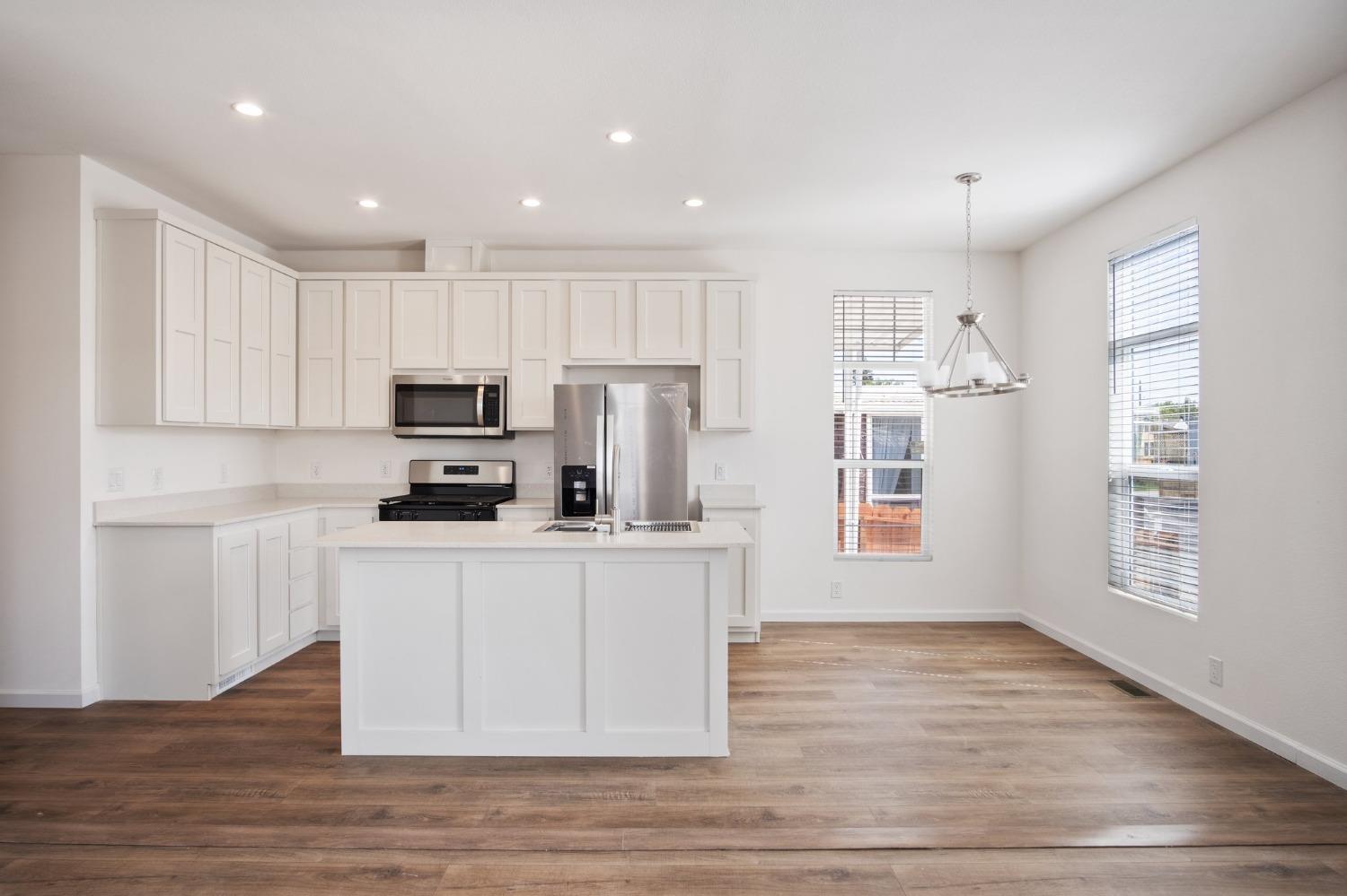 Detail Gallery Image 19 of 26 For 4024 Mchenry Ave 144, Modesto,  CA 95356 - 3 Beds | 2 Baths