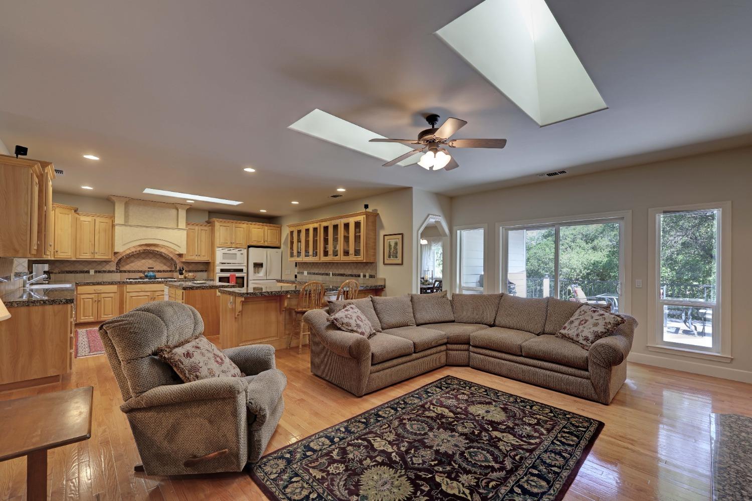 Detail Gallery Image 26 of 82 For 18572 Hummingbird Dr, Penn Valley,  CA 95946 - 3 Beds | 2/1 Baths