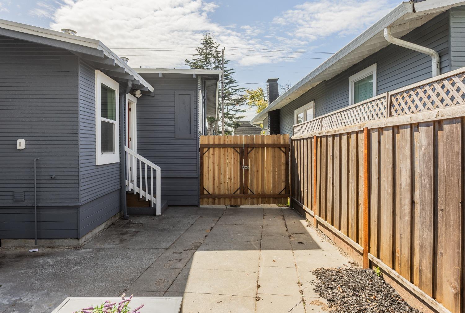 Lincoln Avenue, Alameda, California image 22
