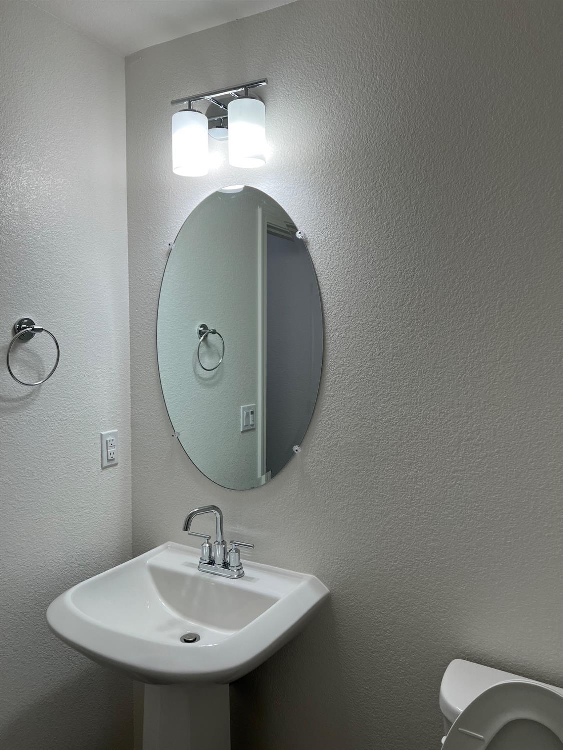 Detail Gallery Image 19 of 51 For 4375 Garonne Walk, Sacramento,  CA 95834 - 4 Beds | 3/1 Baths