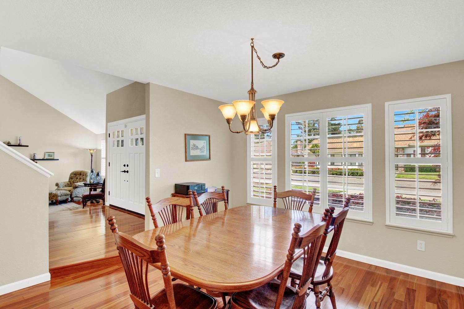 Detail Gallery Image 32 of 73 For 2660 Emerald Way, Turlock,  CA 95382 - 4 Beds | 3 Baths