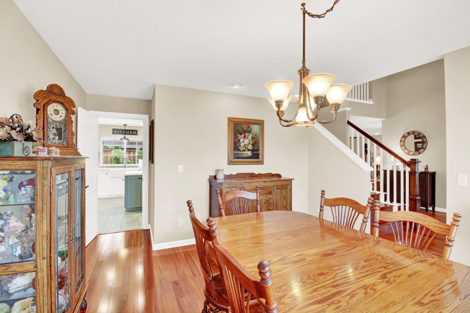 Detail Gallery Image 34 of 73 For 2660 Emerald Way, Turlock,  CA 95382 - 4 Beds | 3 Baths