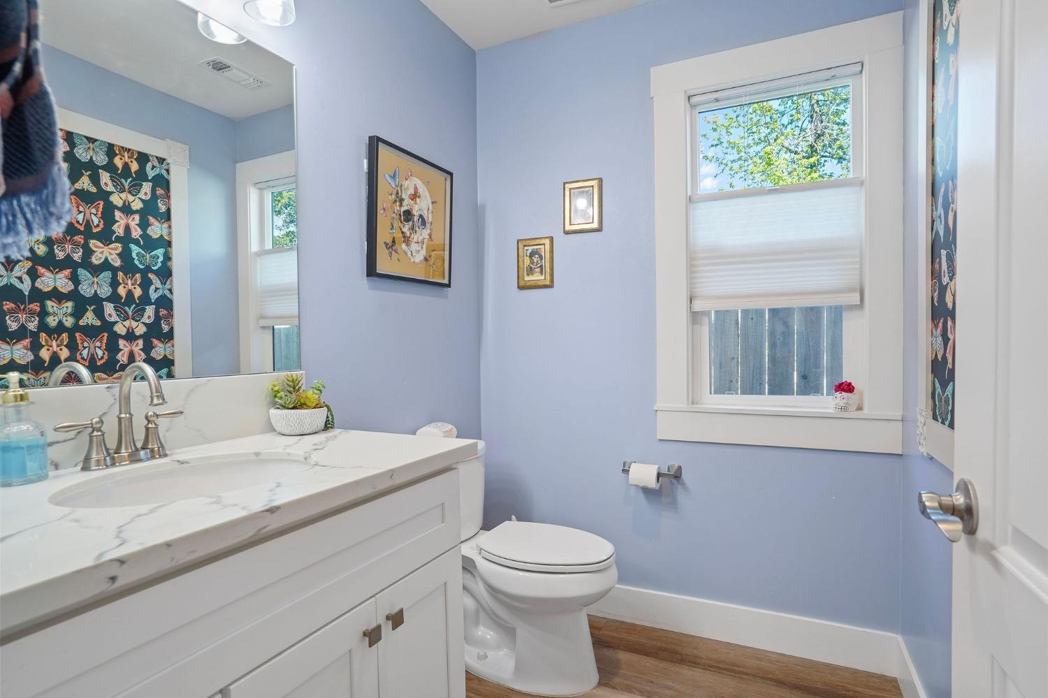 Detail Gallery Image 13 of 34 For 2741 Santa Clara Way, Sacramento,  CA 95817 - 4 Beds | 2/1 Baths