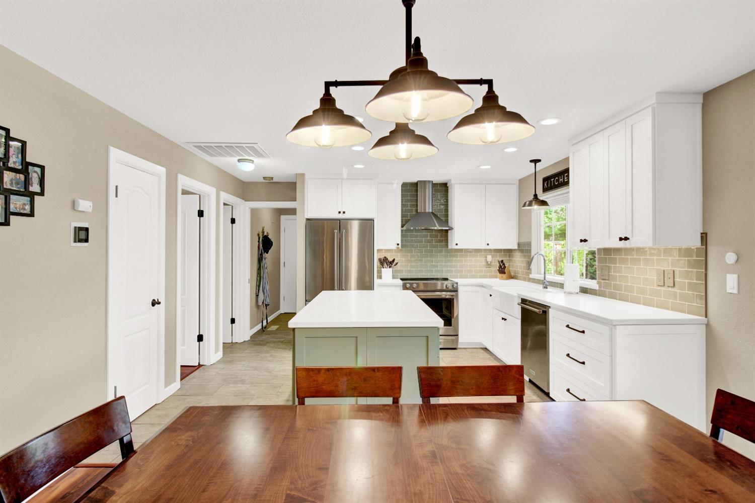 Detail Gallery Image 40 of 73 For 2660 Emerald Way, Turlock,  CA 95382 - 4 Beds | 3 Baths