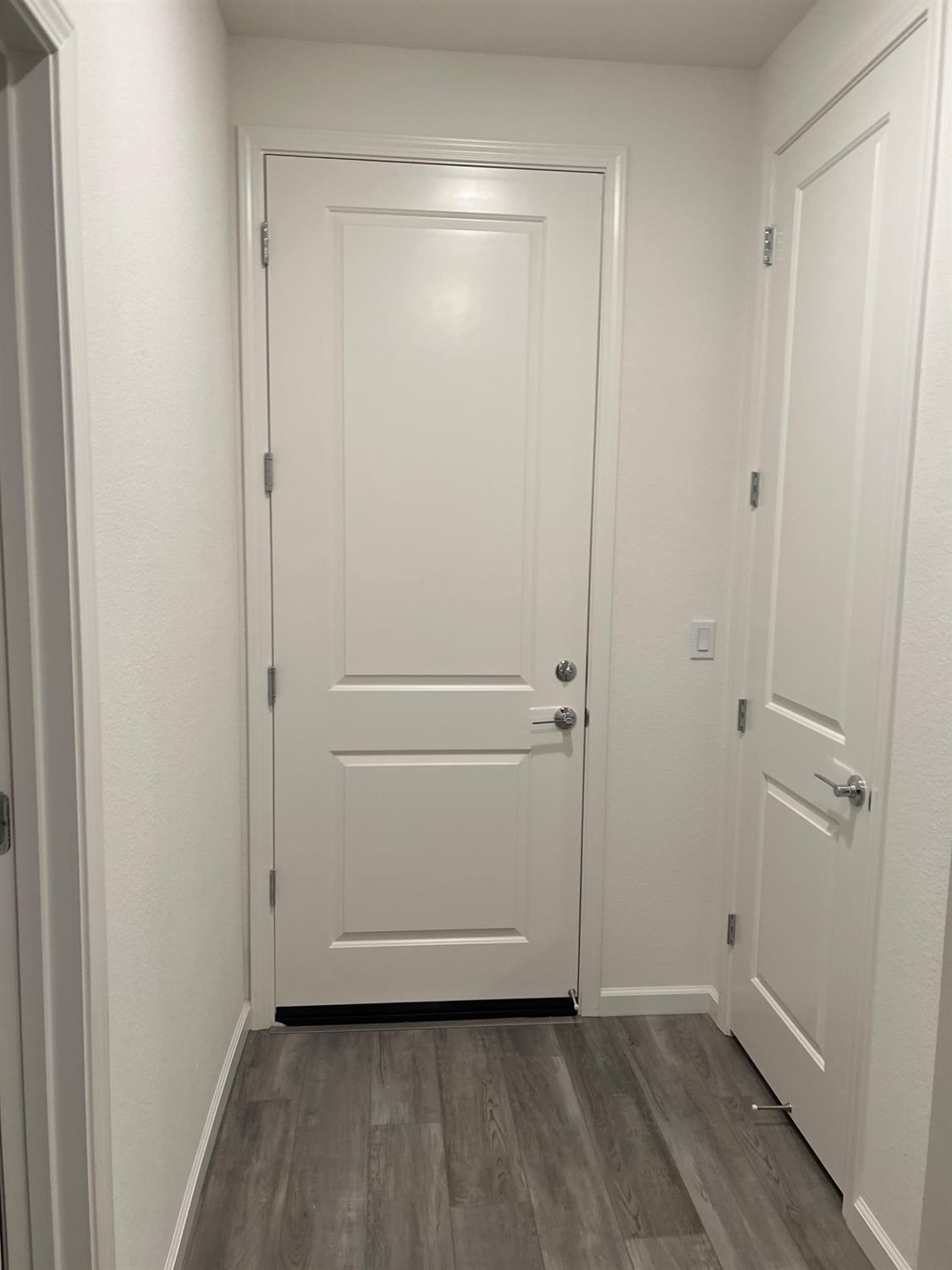 Detail Gallery Image 8 of 51 For 4375 Garonne Walk, Sacramento,  CA 95834 - 4 Beds | 3/1 Baths