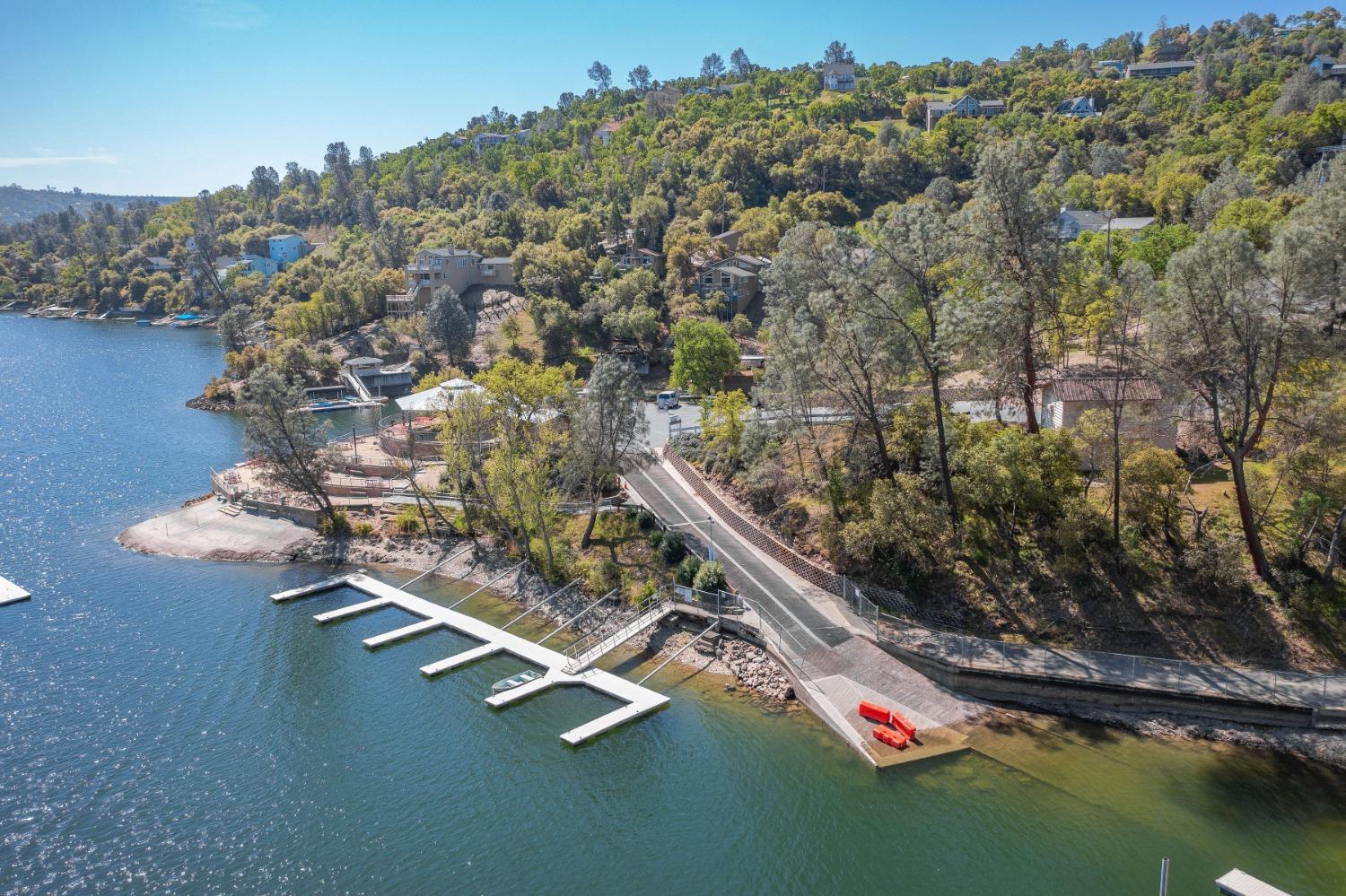 Detail Gallery Image 9 of 19 For 4740 Lakeshore Dr, Calaveras,  CA 95228 - – Beds | – Baths