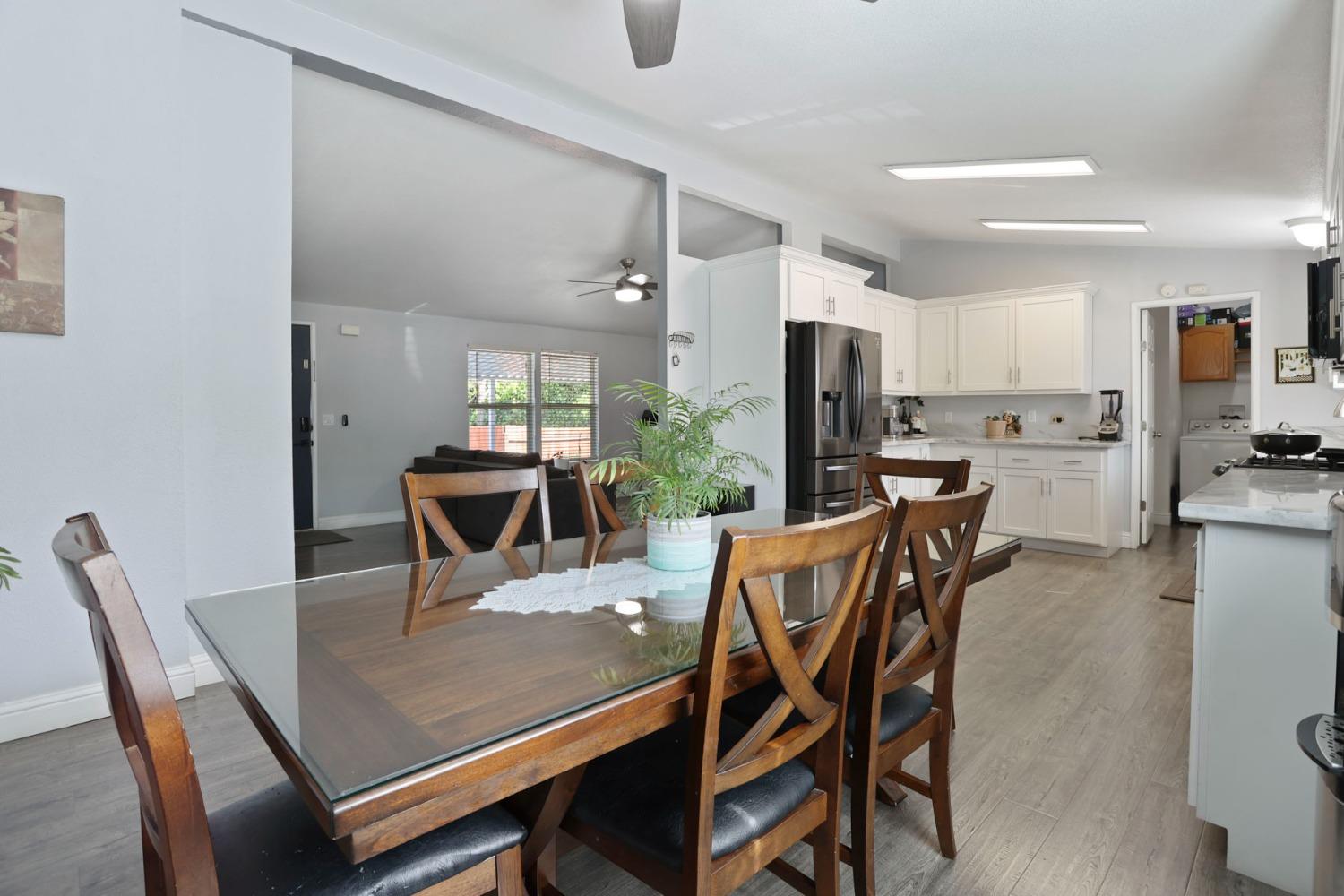 Detail Gallery Image 13 of 33 For 5100 N Hwy 99 182, Stockton,  CA 95212 - 3 Beds | 2 Baths