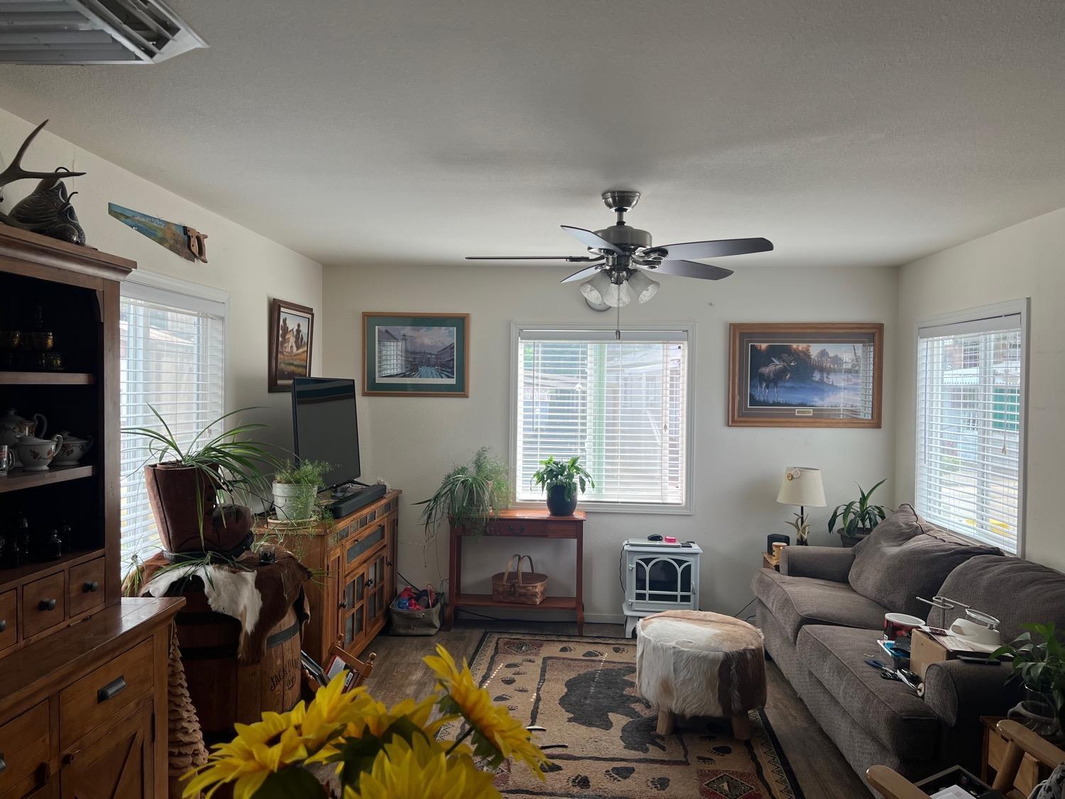 Detail Gallery Image 5 of 13 For 2933 Forebay Rd, Pollock Pines,  CA 95672 - 2 Beds | 2 Baths