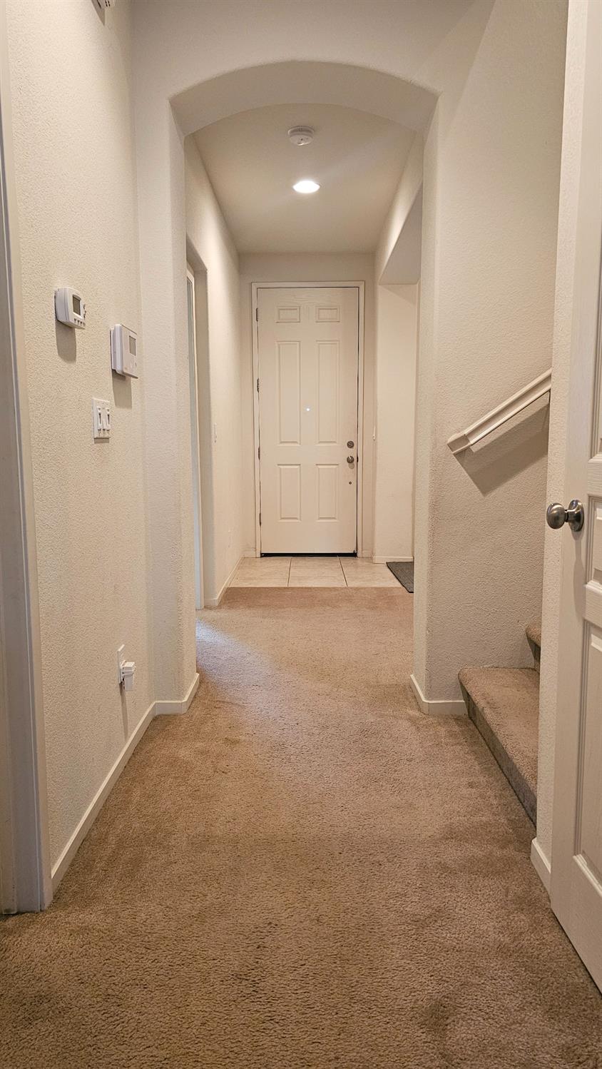 Detail Gallery Image 5 of 19 For 16754 Loganberry Way, Lathrop,  CA 95330 - 4 Beds | 3 Baths