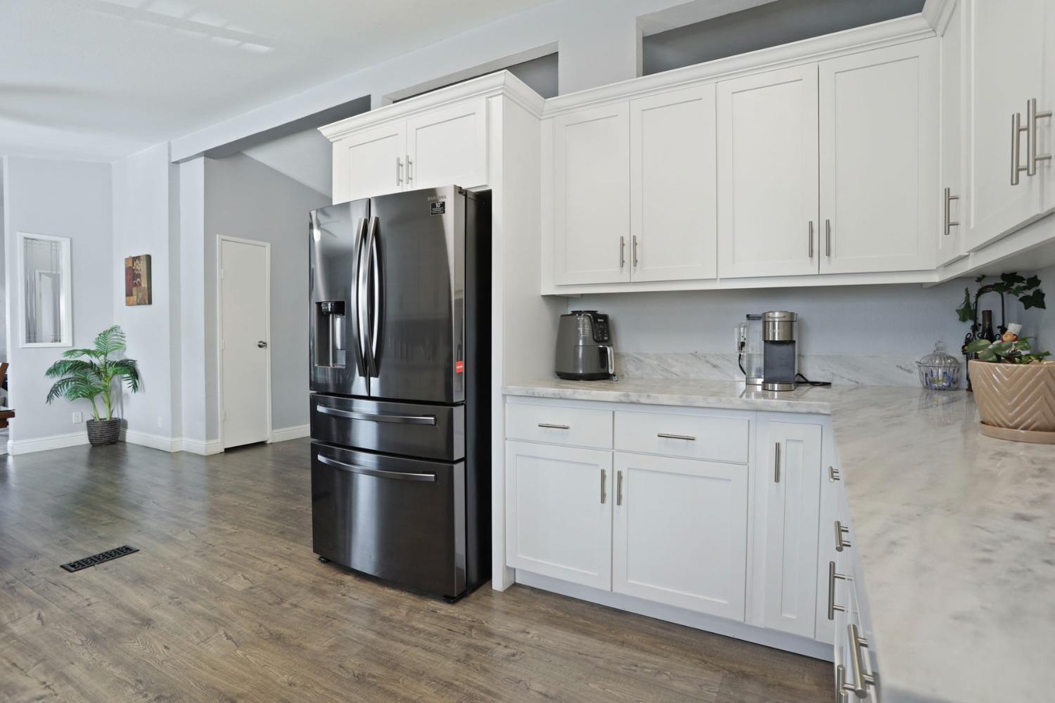 Detail Gallery Image 7 of 33 For 5100 N Hwy 99 182, Stockton,  CA 95212 - 3 Beds | 2 Baths