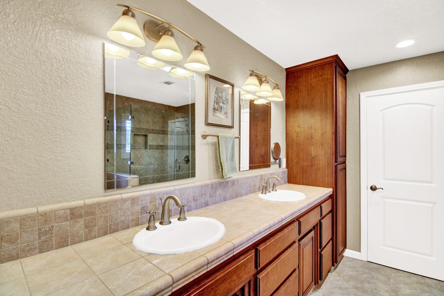 Detail Gallery Image 67 of 73 For 2660 Emerald Way, Turlock,  CA 95382 - 4 Beds | 3 Baths