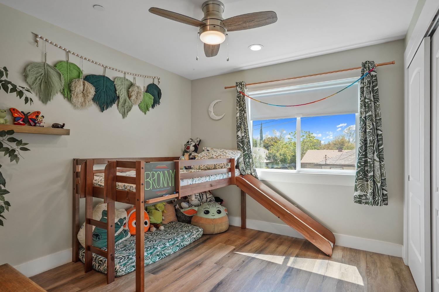 Detail Gallery Image 23 of 34 For 2741 Santa Clara Way, Sacramento,  CA 95817 - 4 Beds | 2/1 Baths