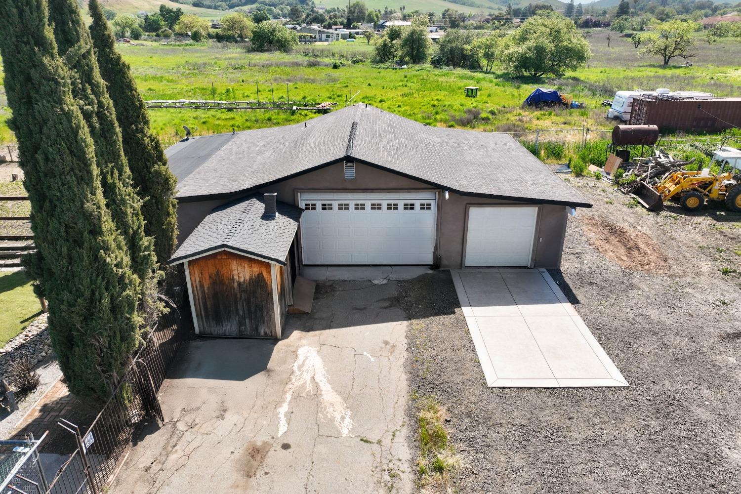 Fortini Road, San Jose, California image 24