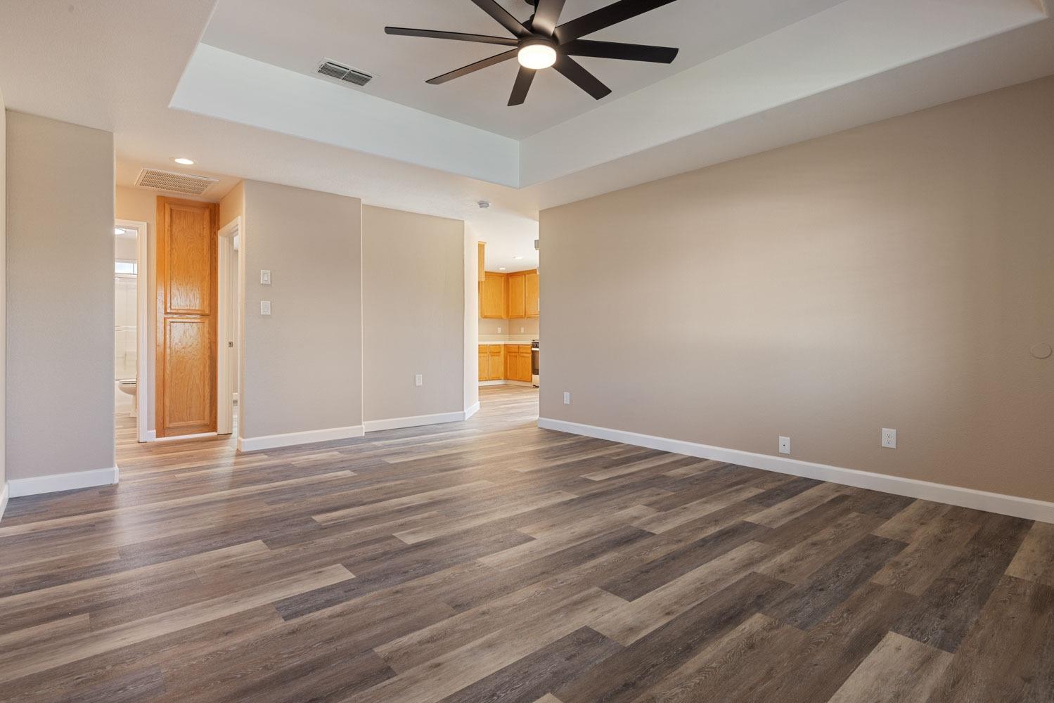 Detail Gallery Image 6 of 20 For 3956 Amelia Dr, Stockton,  CA 95204 - 3 Beds | 2 Baths