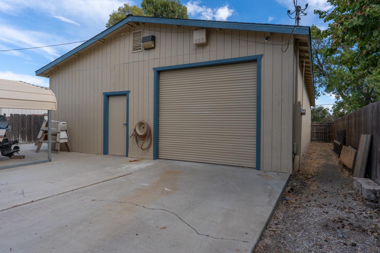 Detail Gallery Image 15 of 15 For 339 H St, Los Banos,  CA 93635 - – Beds | – Baths