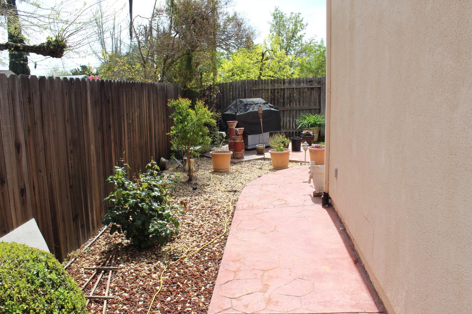 Salem Way, Carmichael, California image 23