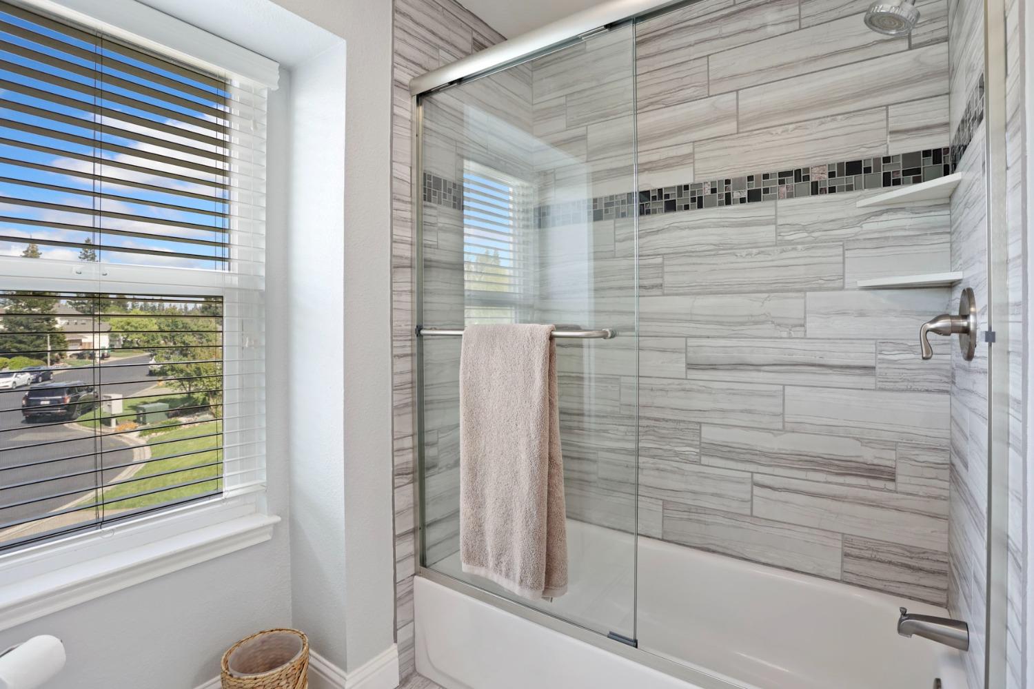 Detail Gallery Image 40 of 85 For 248 River Oaks Dr, Lodi,  CA 95240 - 4 Beds | 3 Baths