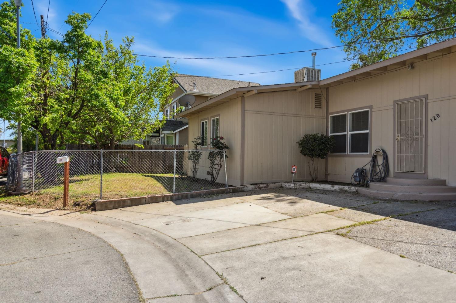 Detail Gallery Image 2 of 20 For 120 Tinker Way, Sacramento,  CA 95838 - 3 Beds | 1 Baths