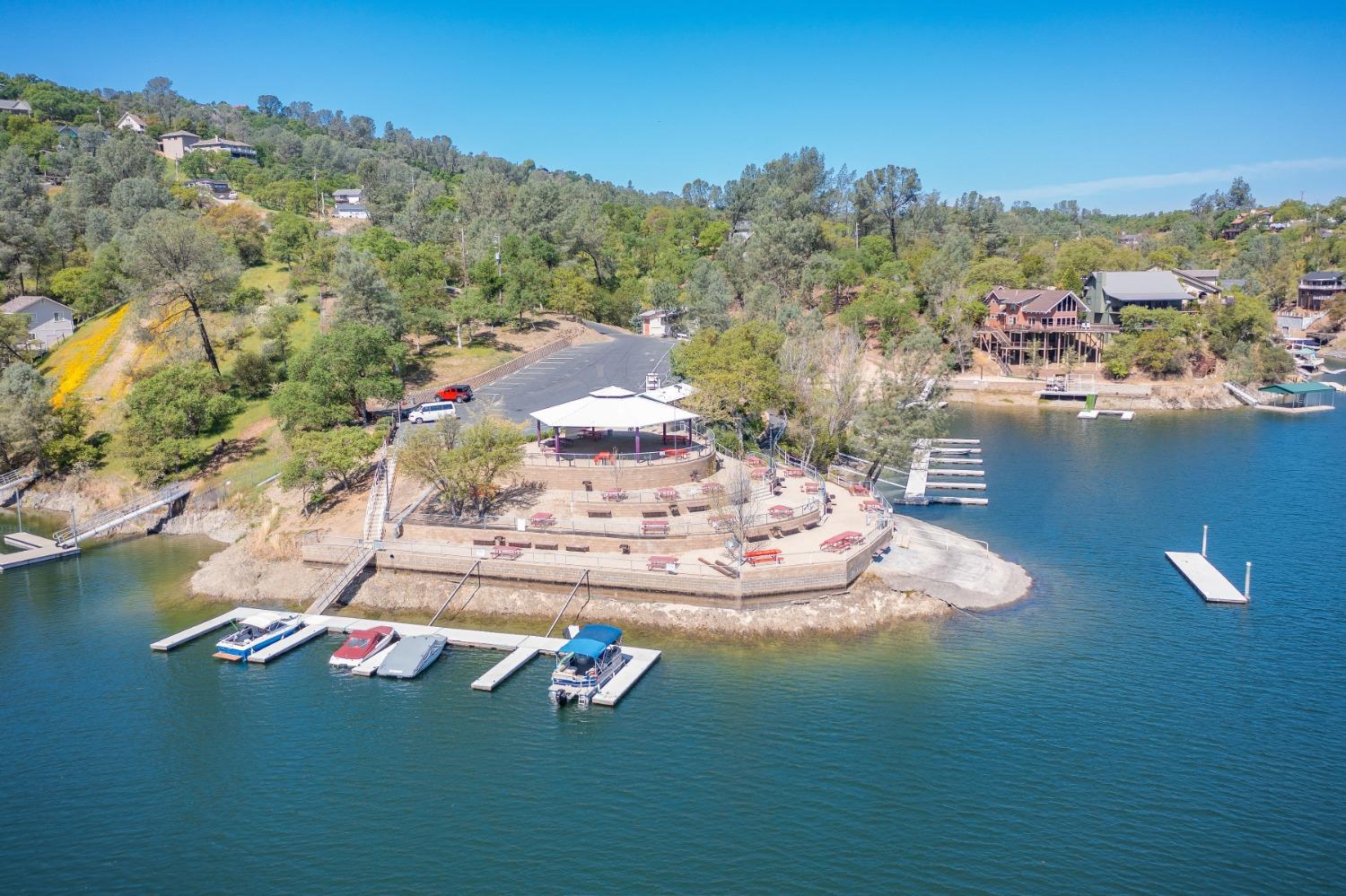 Detail Gallery Image 5 of 19 For 4740 Lakeshore Dr, Calaveras,  CA 95228 - – Beds | – Baths