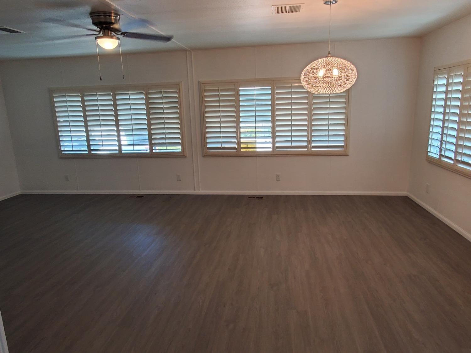 Detail Gallery Image 10 of 36 For 7425 Sylmar Ln 181, Sacramento,  CA 95842 - 2 Beds | 2 Baths