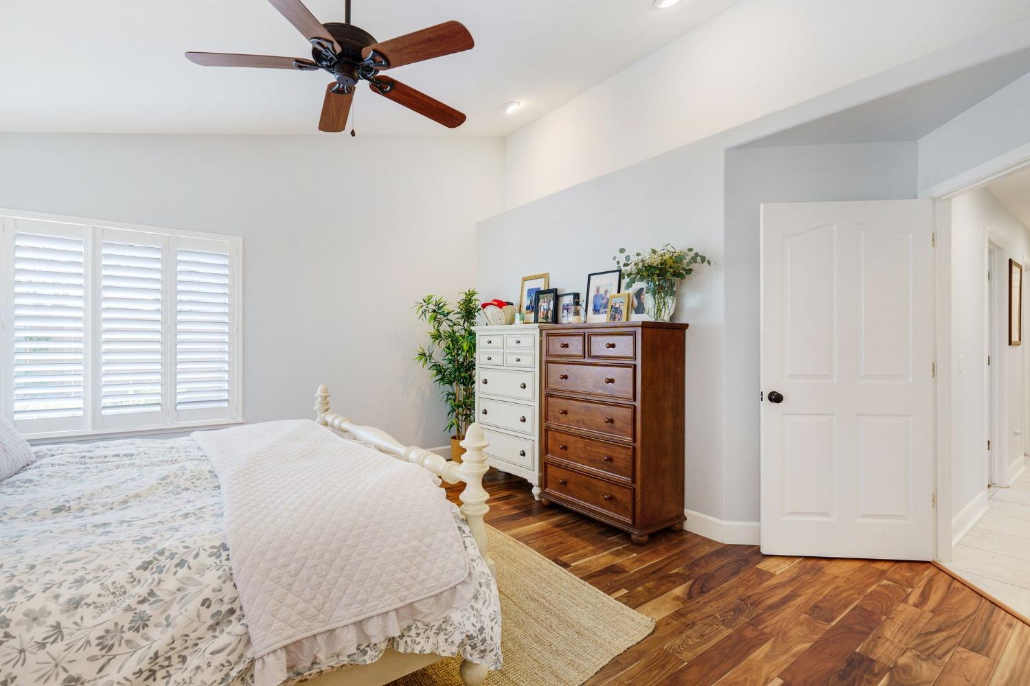 Detail Gallery Image 18 of 29 For 11887 Silver Cliff Way, Gold River,  CA 95670 - 3 Beds | 2 Baths