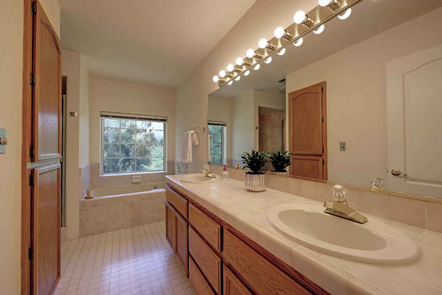 Detail Gallery Image 24 of 46 For 450 Hill Haven Dr, Colfax,  CA 95713 - 3 Beds | 2/1 Baths