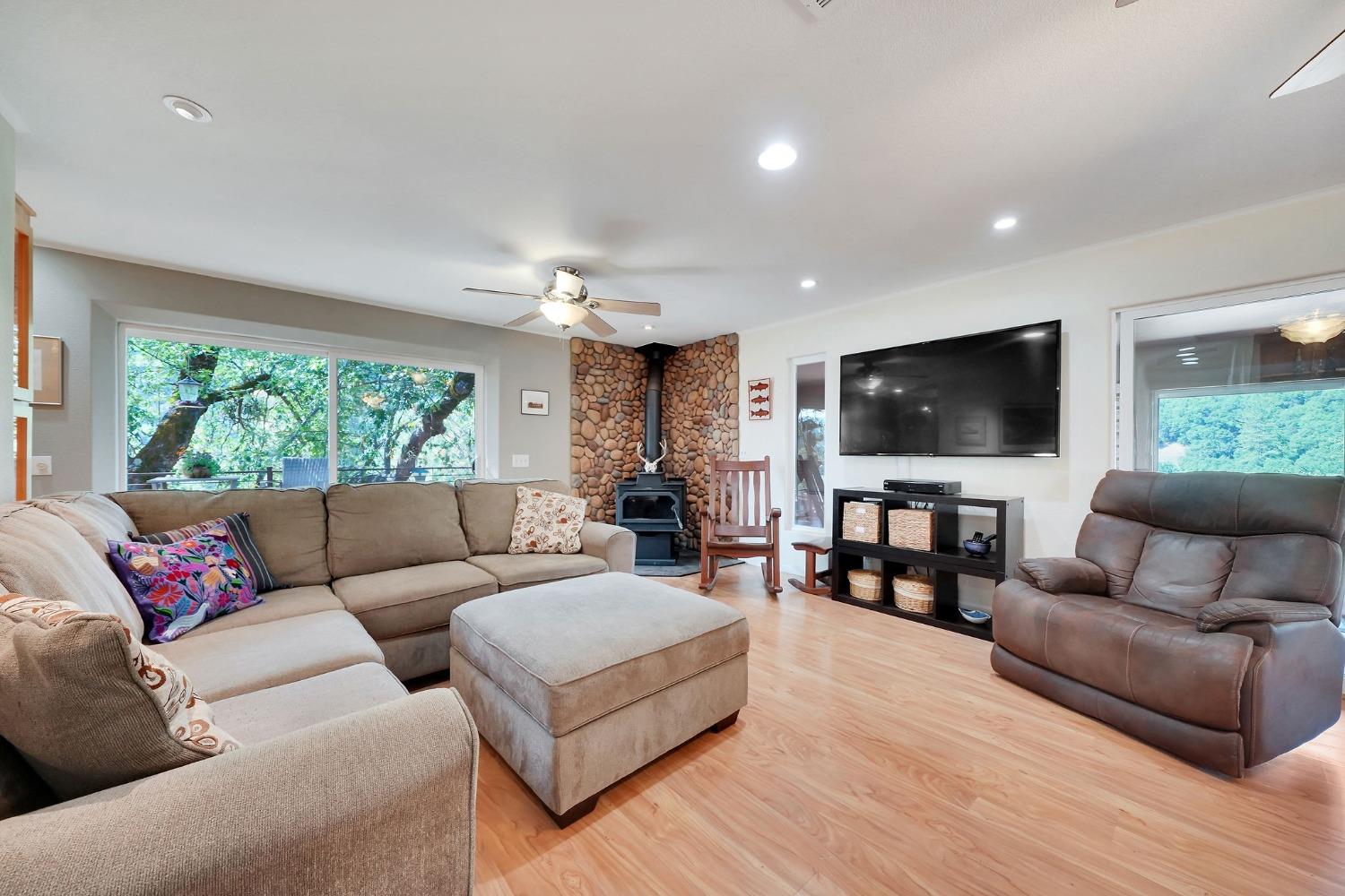 Detail Gallery Image 11 of 51 For 2883 N Railroad Flat Rd, Wilseyville,  CA 95257 - 4 Beds | 0/4 Baths