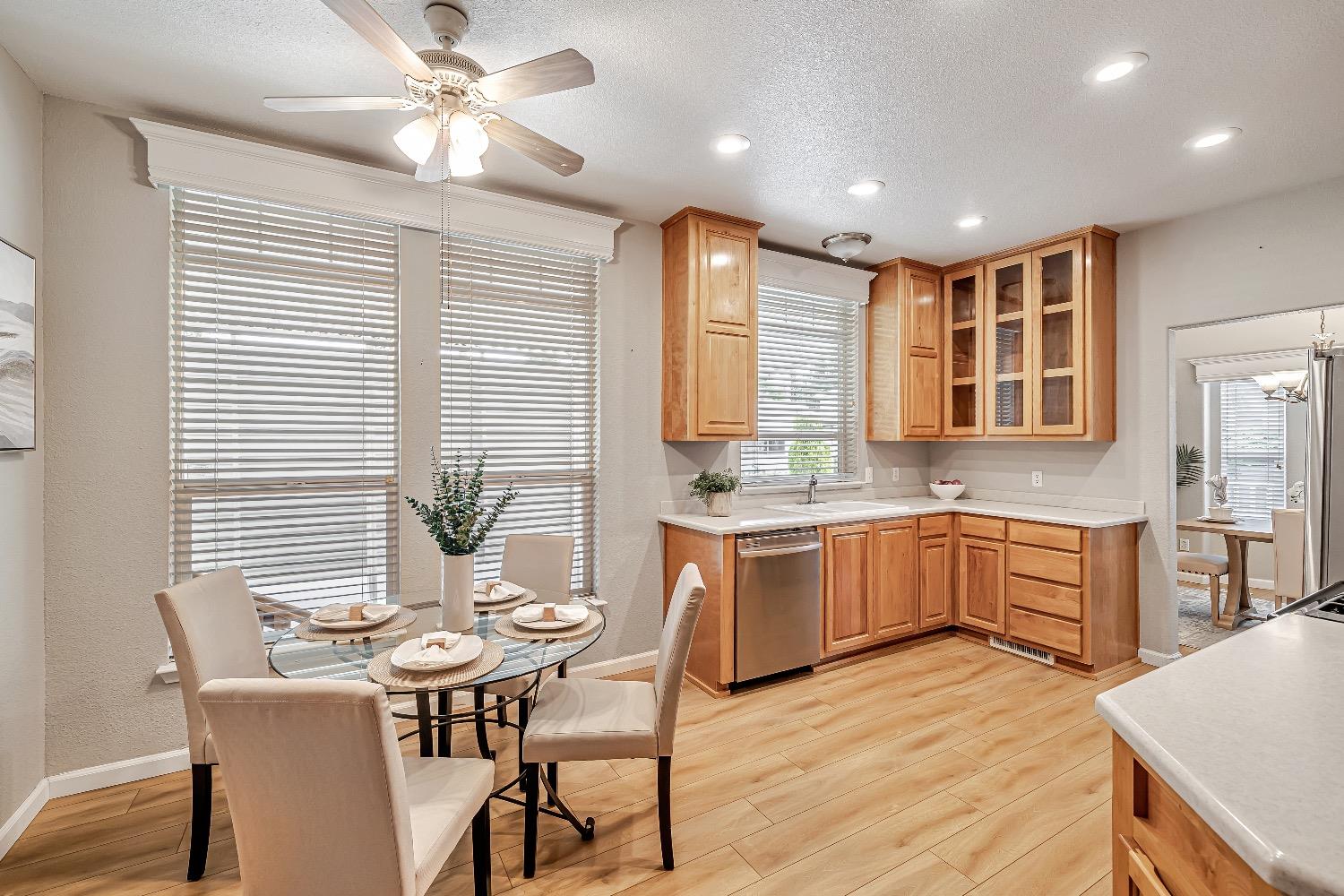 Detail Gallery Image 14 of 32 For 3263 Vineyard Ave 125, Pleasanton,  CA 94566 - 3 Beds | 2 Baths