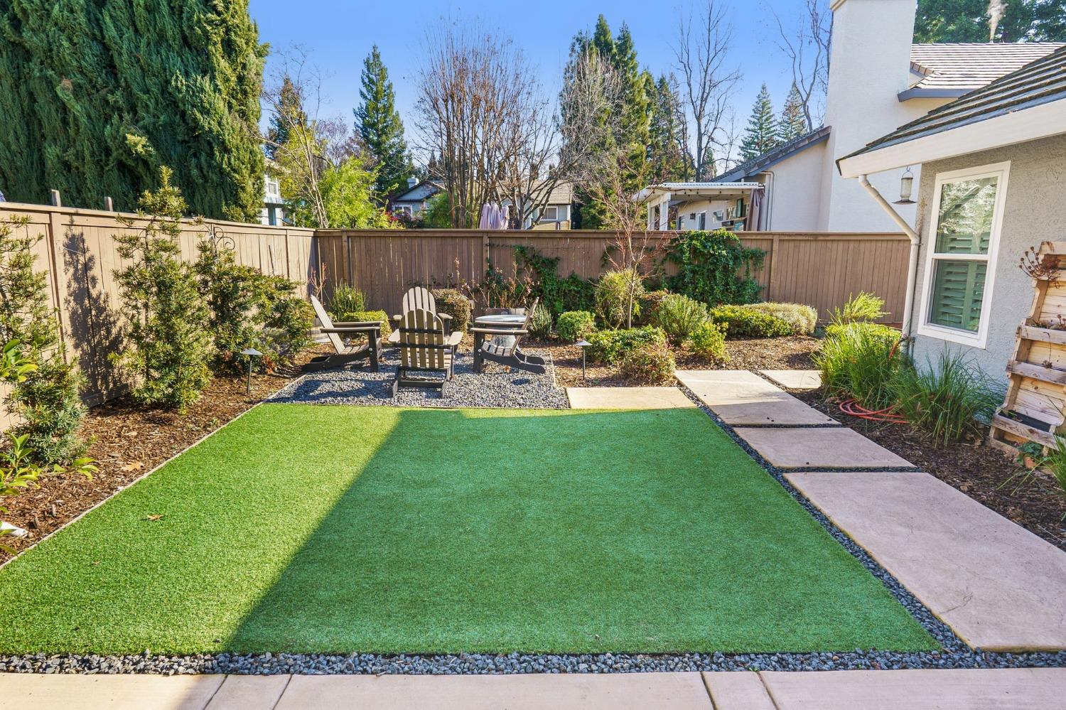 Detail Gallery Image 27 of 29 For 11887 Silver Cliff Way, Gold River,  CA 95670 - 3 Beds | 2 Baths