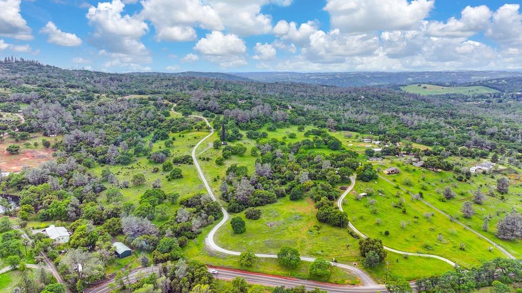 Detail Gallery Image 7 of 73 For 4822 Salmon Falls Rd, Pilot Hill,  CA 95664 - – Beds | – Baths